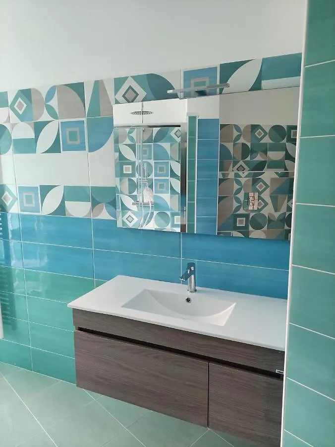 New Panoramic Apartment - Half Way Center-Vomero District Napoli Italia