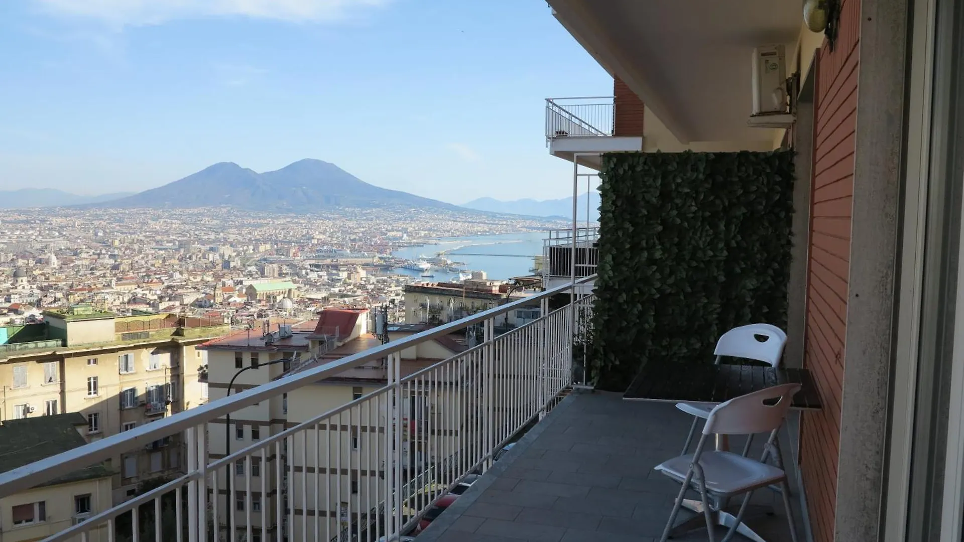 New Panoramic Apartment - Half Way Center-Vomero District Naples
